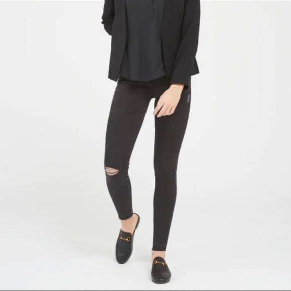 SPANX Vintage Black Distressed Ankle Skinny Jeans Size S NWT - Picture 1 of 11